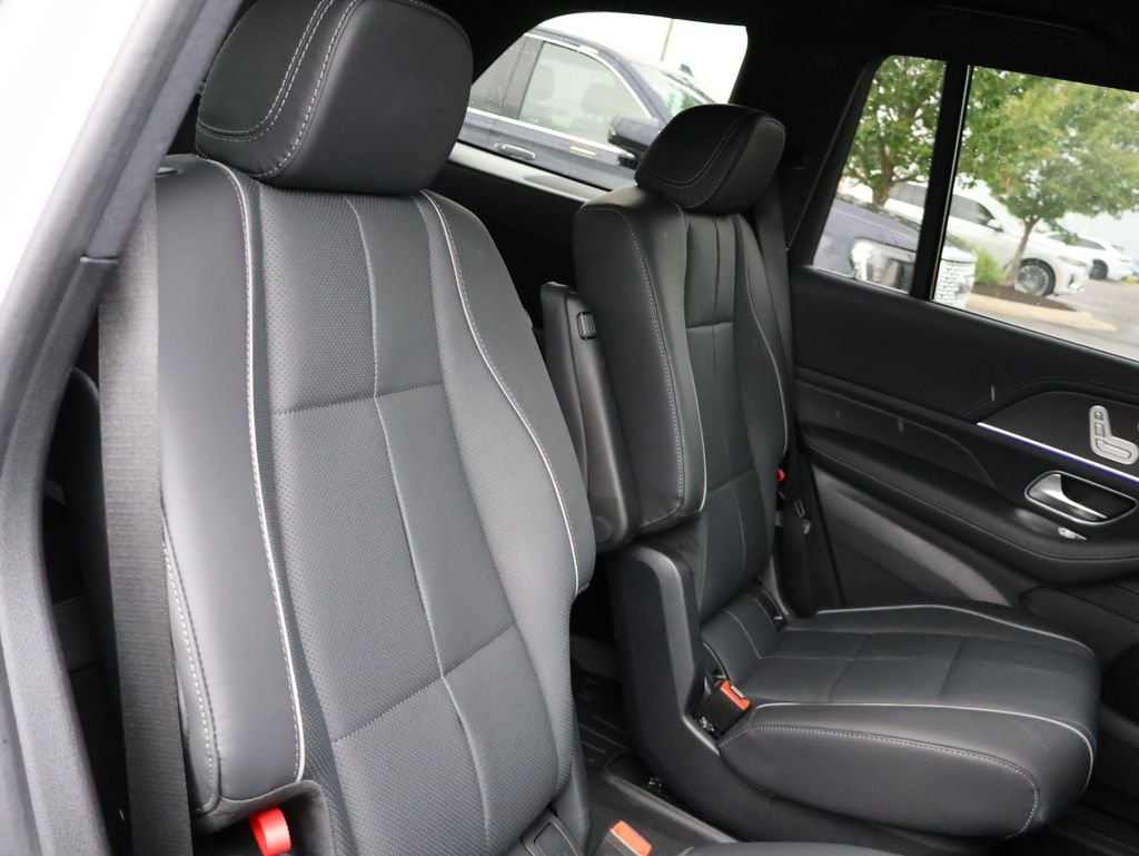 Used 2024 MANUFAKTUR Alpine Gray Mercedes-Benz GLS 580 image 33