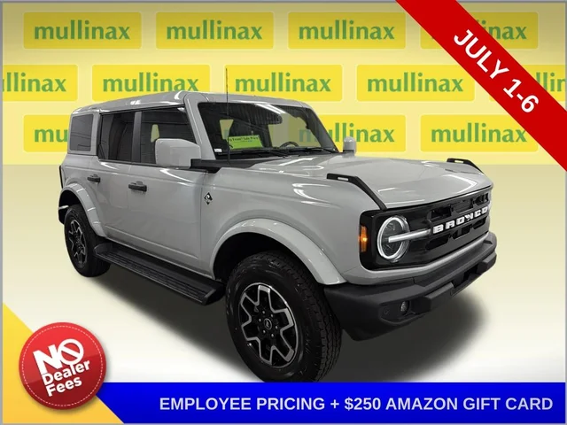 2026 Ford Bronco Outer Banks