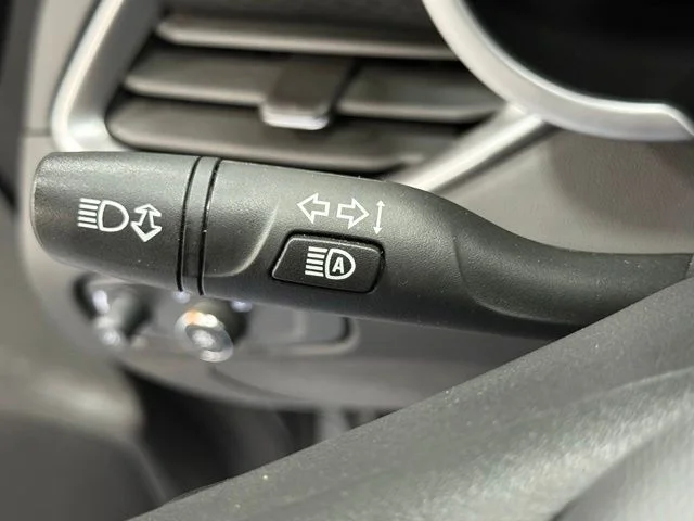 Used 2025 Gray Chevrolet LT image 18