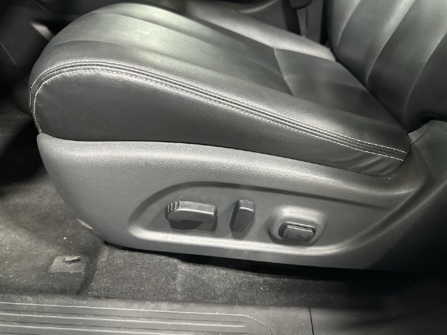 Certified Used 2023 White Nissan SV image 18