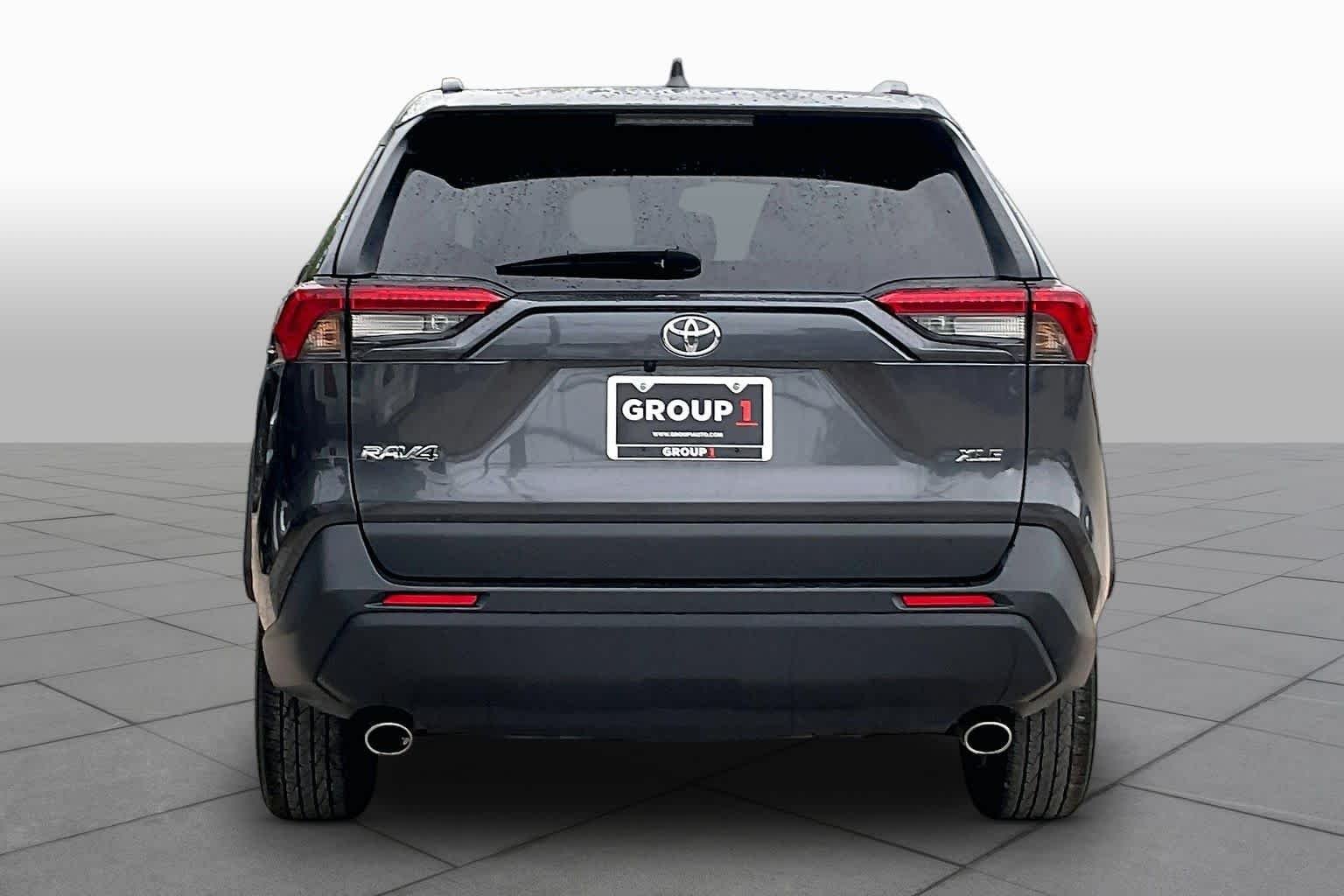 Used 2024 Magnetic Gray Metallic Toyota XLE image 5