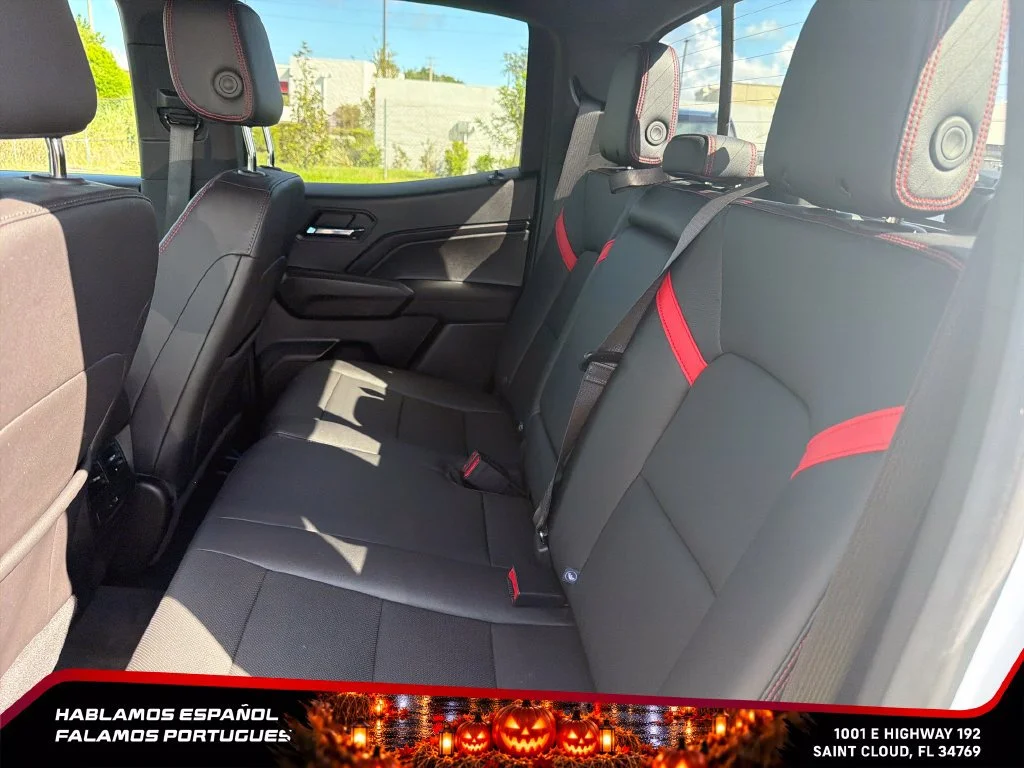 Used 2023 SUMMIT WHITE Chevrolet 4WD Z71 image 23