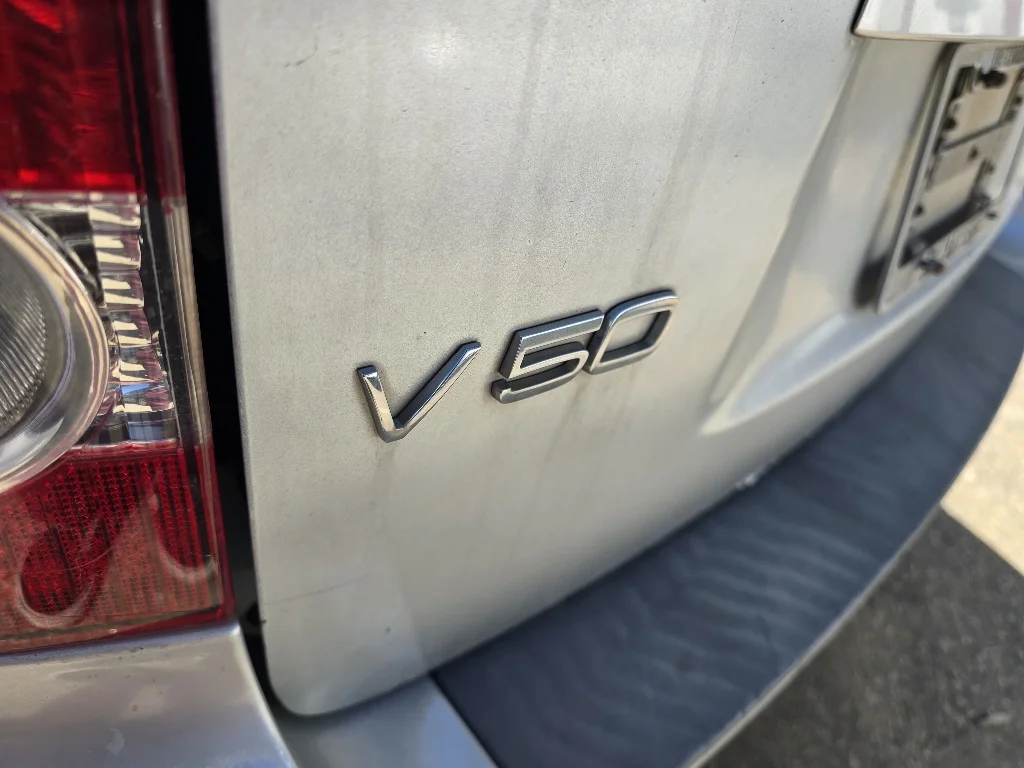 Used 2006 Silver Volvo 2.4i image 12