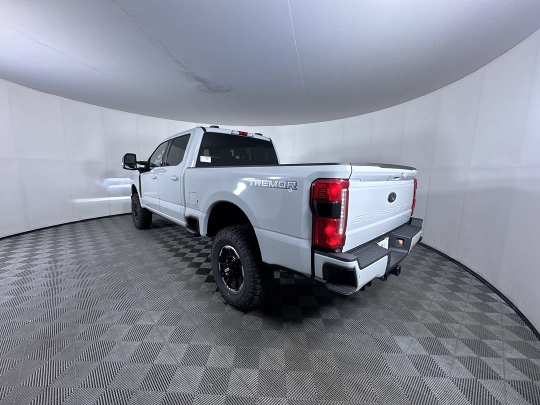 New 2026 Avalanche Ford Lariat image 6