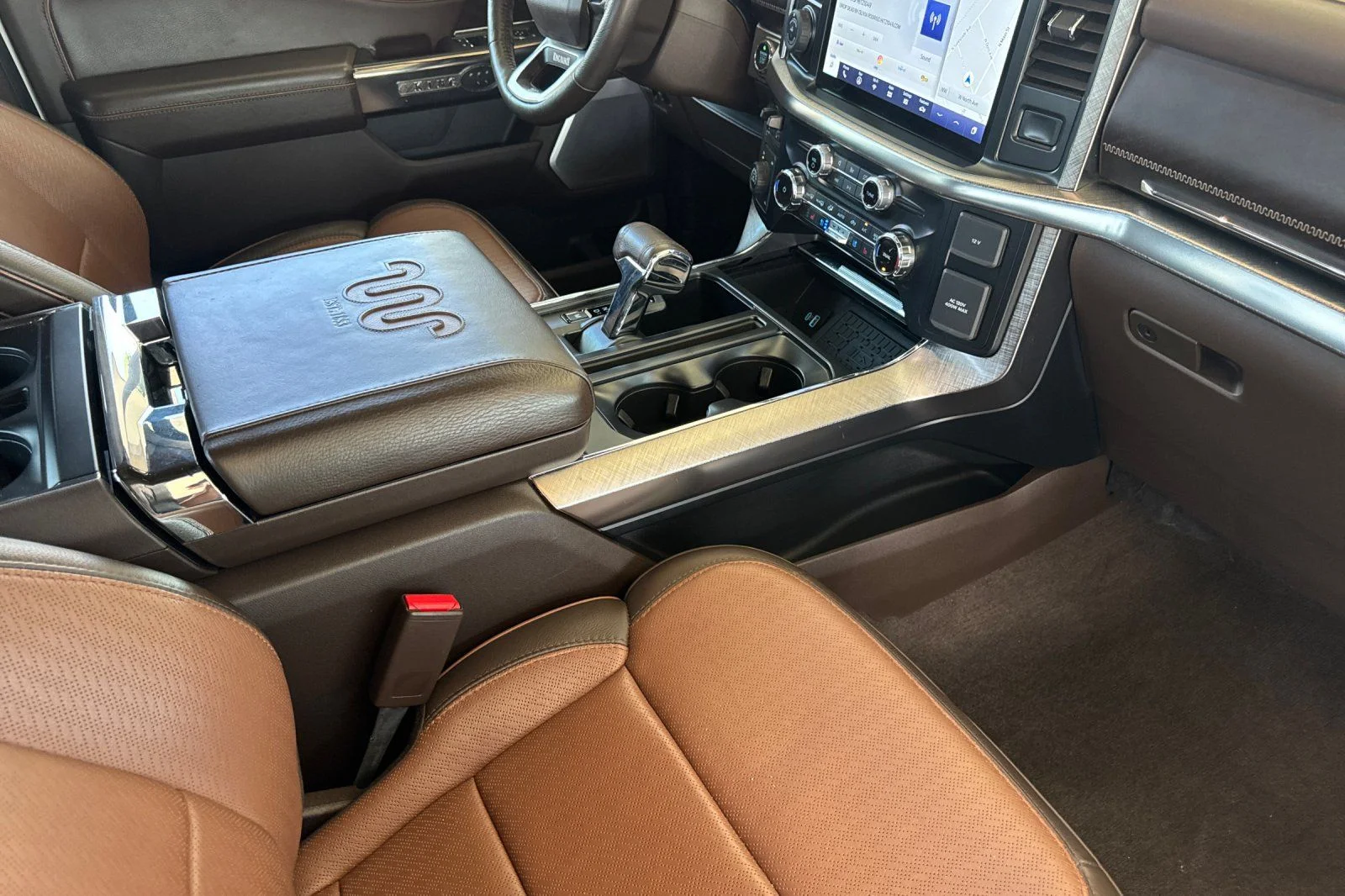 Used 2023 White Metallic Ford King Ranch image 18