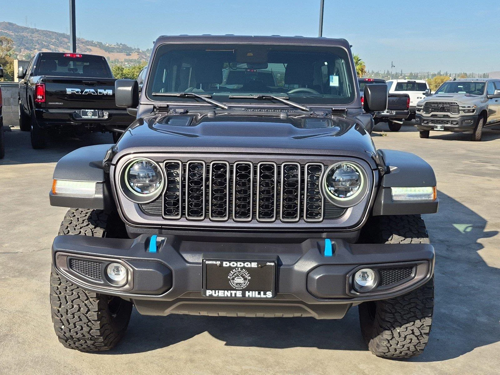 Certified Used 2025 Granite Crystal Metallic Clearcoat Jeep Rubicon image 3