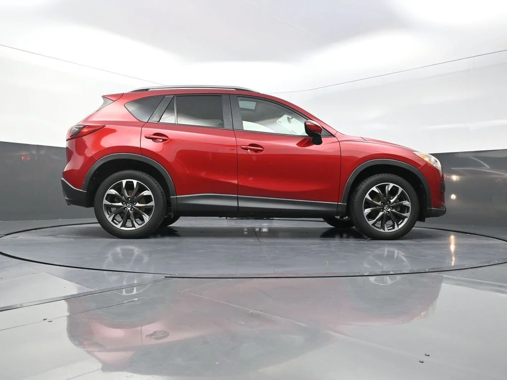 Used 2016 Red Mazda Grand Touring image 31