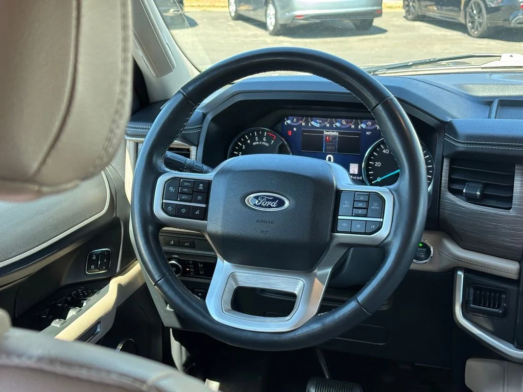 Used 2024 Black Ford Limited image 31
