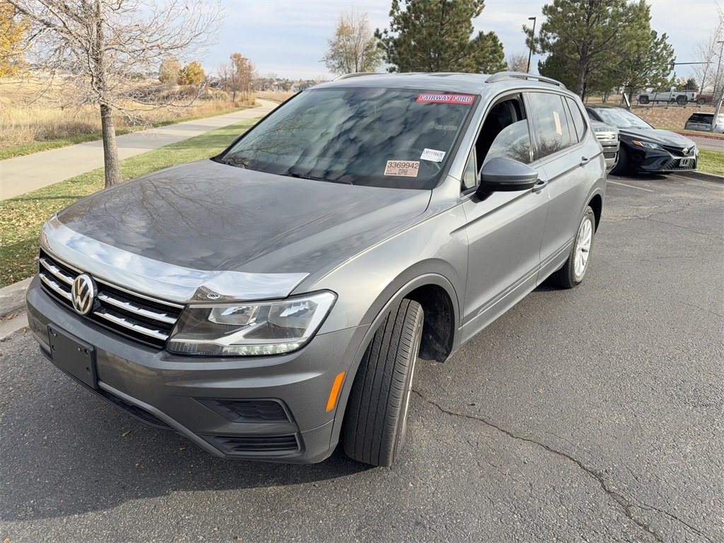 2020 Volkswagen Tiguan S photo 2