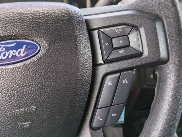 Used 2017 Silver Ford XL image 24