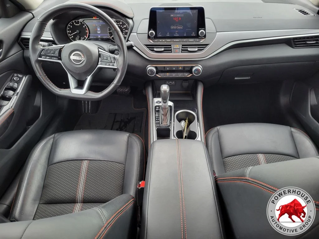 Used 2024 Red Nissan 2.5 SR image 17