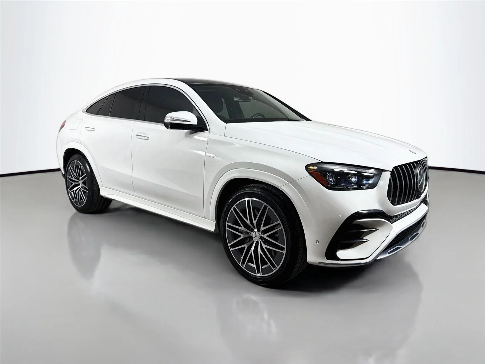Used 2024 Polar White mercedes-benz AMG® GLE 53 4MATIC+ Coupe image 4