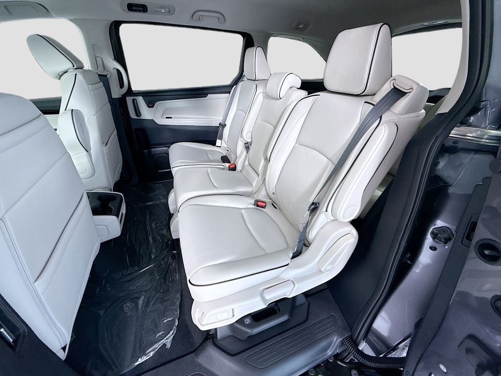 New 2026 Modern Steel Metallic Honda Touring image 22