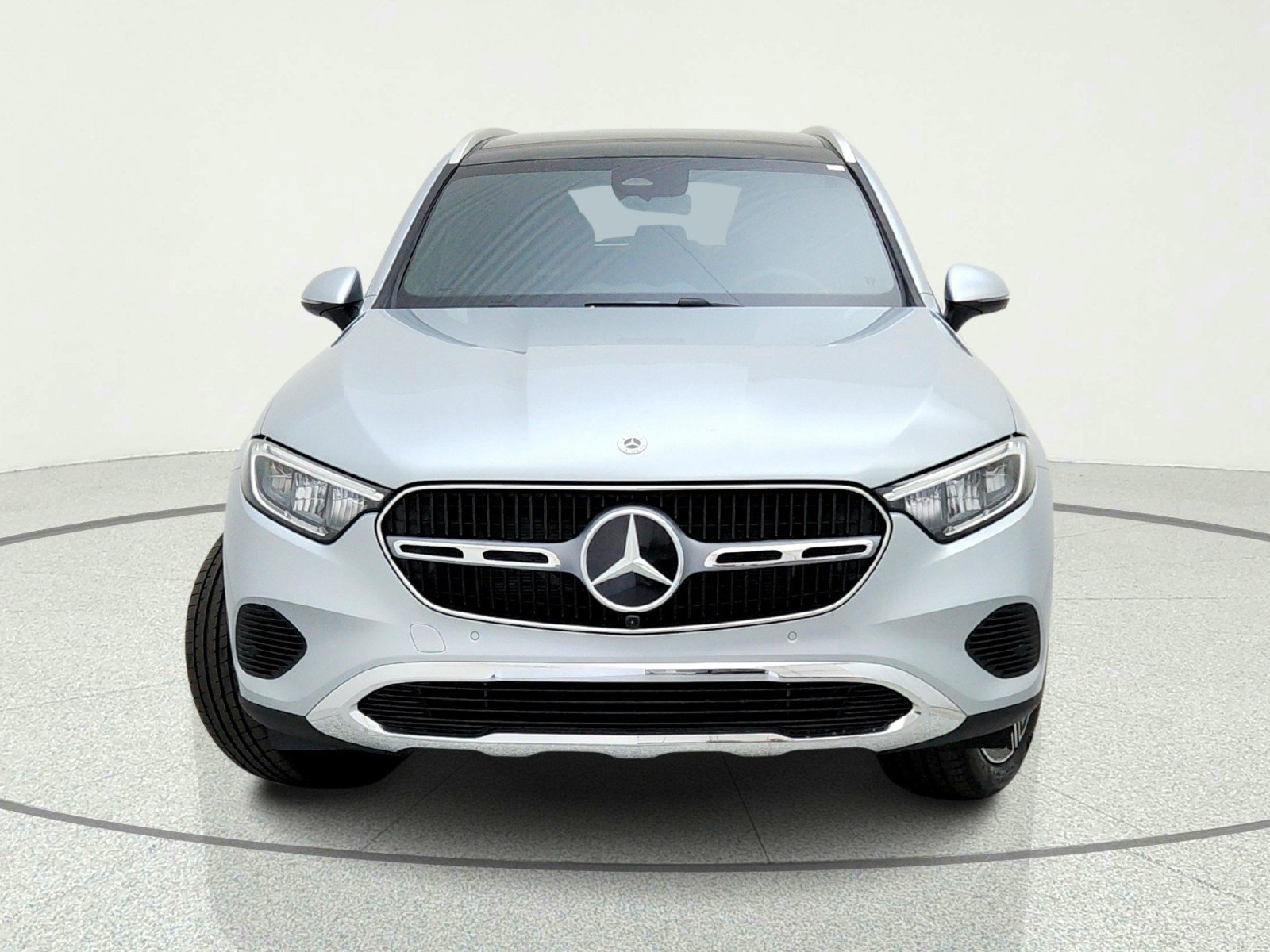 New 2026 Cirrus Silver Metallic Mercedes-Benz GLC 300 SUV image 3
