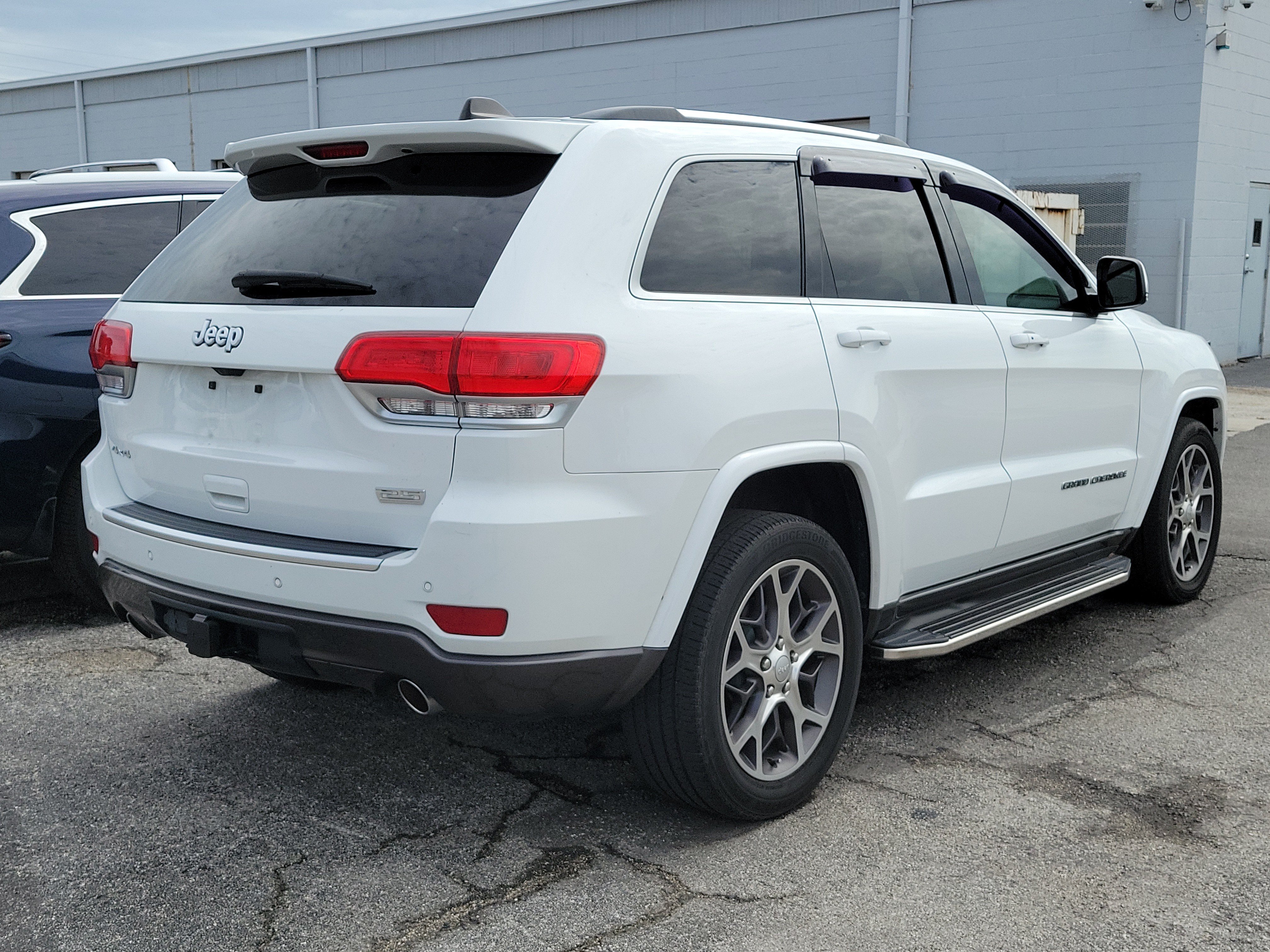 Used 2018 Bright White Clearcoat Jeep Sterling Edition image 5