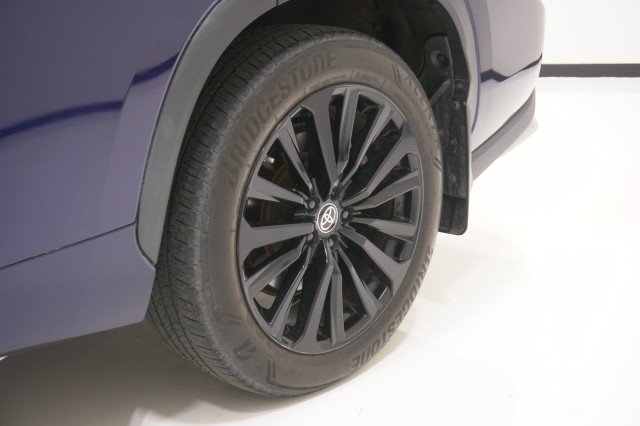 Used 2023  Toyota XSE image 12