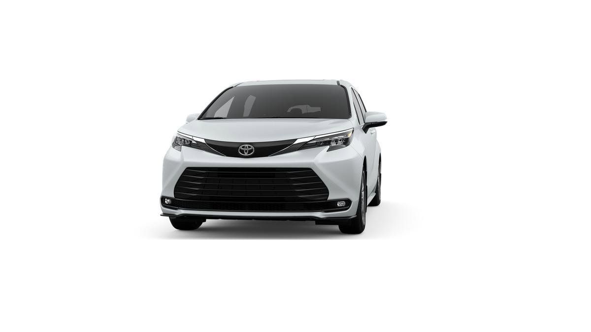 New 2026 Wind Chill Pearl Toyota XLE image 40