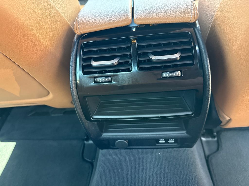 Used 2023 Black BMW M550i xDrive image 18