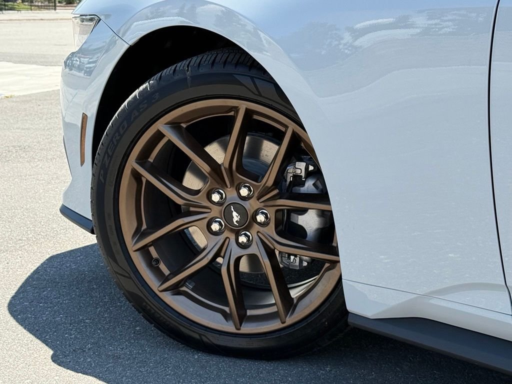 New 2026 Avalanche Gray Ford EcoBoost® Fastback image 15
