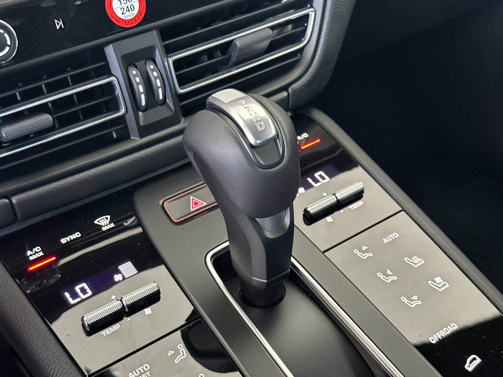 2026 Porsche Macan S - Photo 22