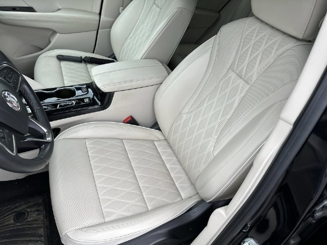 Used 2023 Ebony Twilight Metallic Buick Avenir image 22