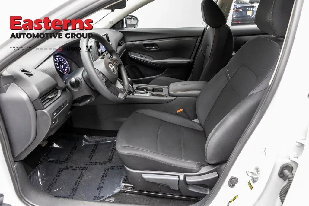 Used 2024 White Nissan S image 10