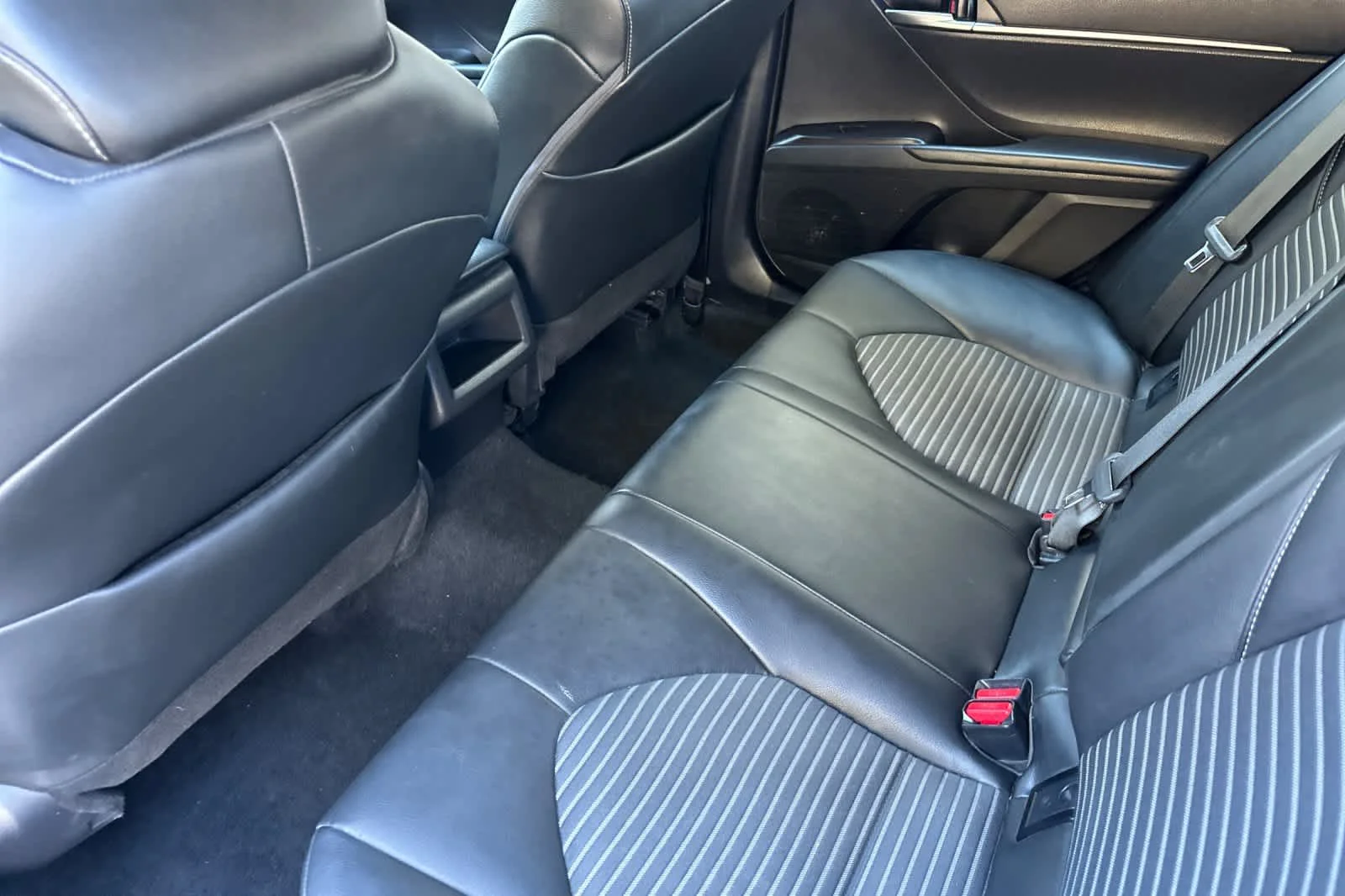Certified Used 2024 Silver Toyota SE image 4