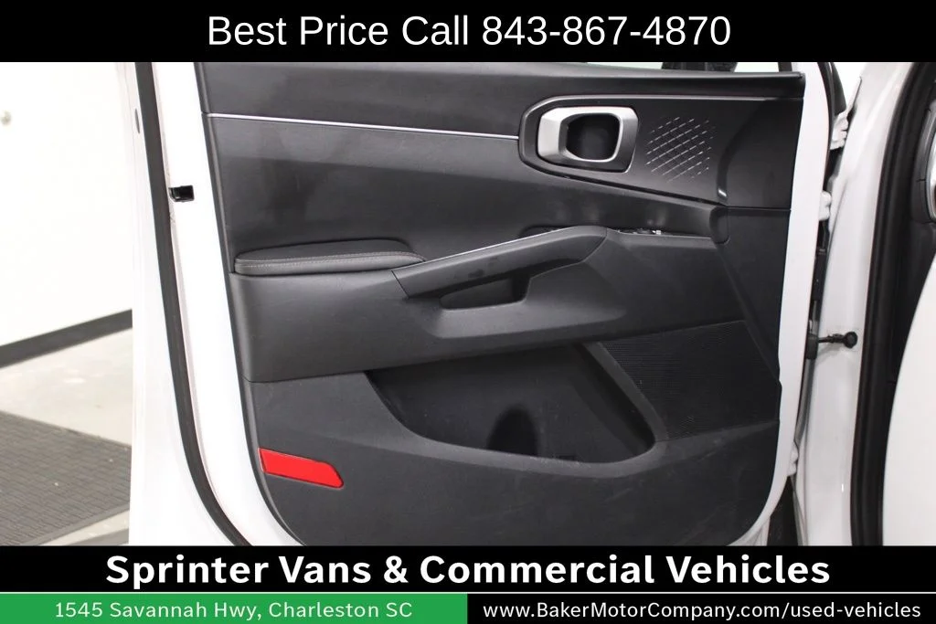 Used 2023 White Pearl Kia S image 18