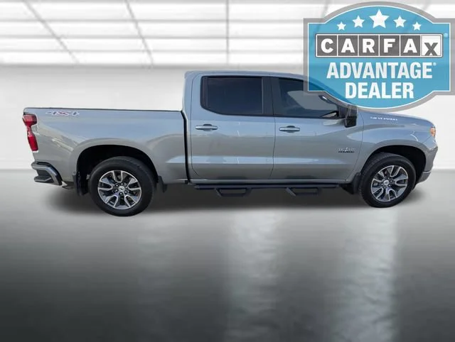 Used 2025 Sterling Gray Metallic Chevrolet RST image 33