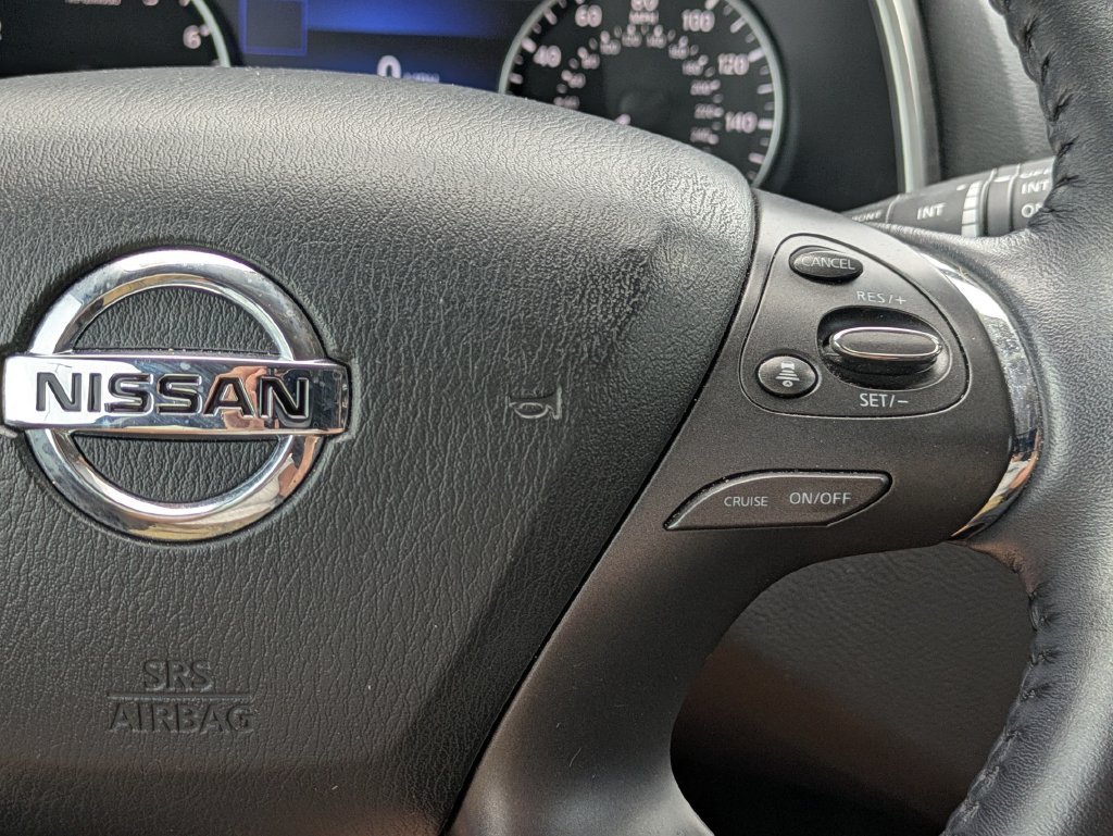 Used 2020 White Nissan Platinum image 15