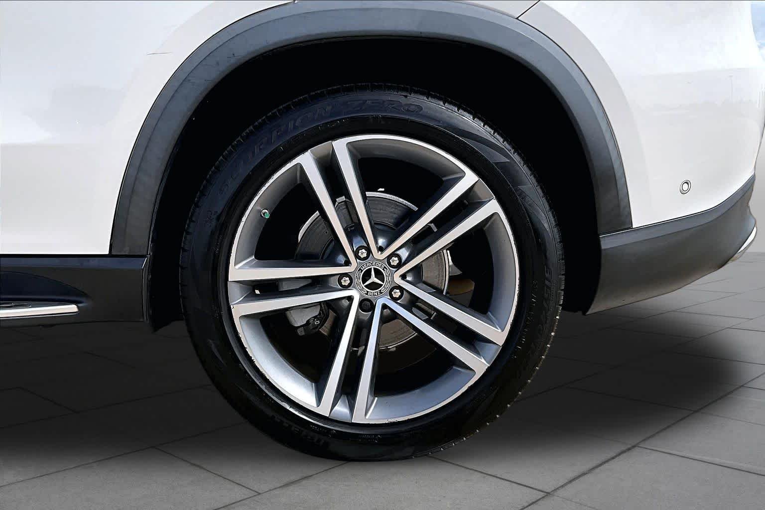 Used 2021 Polar White Mercedes-Benz GLE 350 image 11