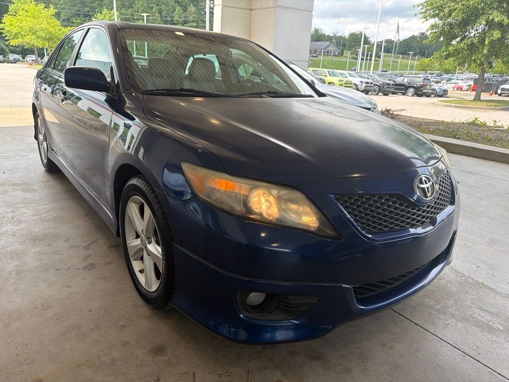 Used 2011 Blue Toyota SE image 4