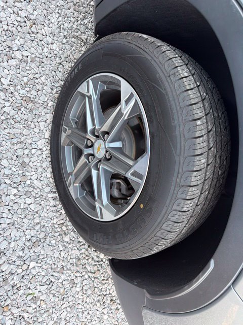 Used 2024 Gray Chevrolet LT image 10