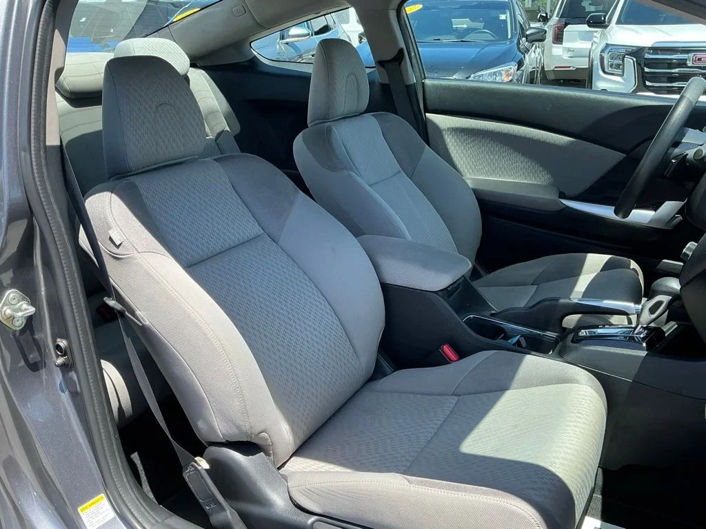 Used 2014  Honda EX image 18