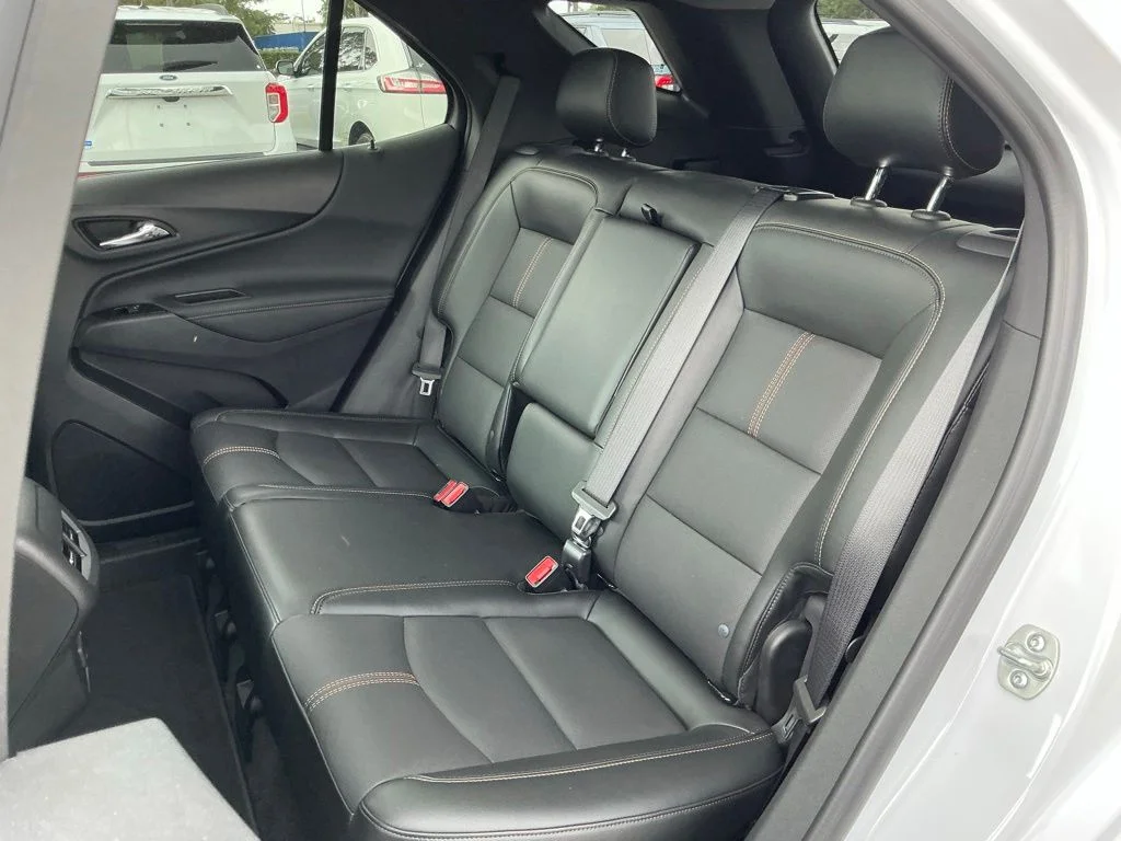 Used 2024 Beige Chevrolet Premier image 23