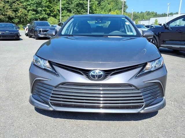 Used 2023 Gray Toyota LE image 13