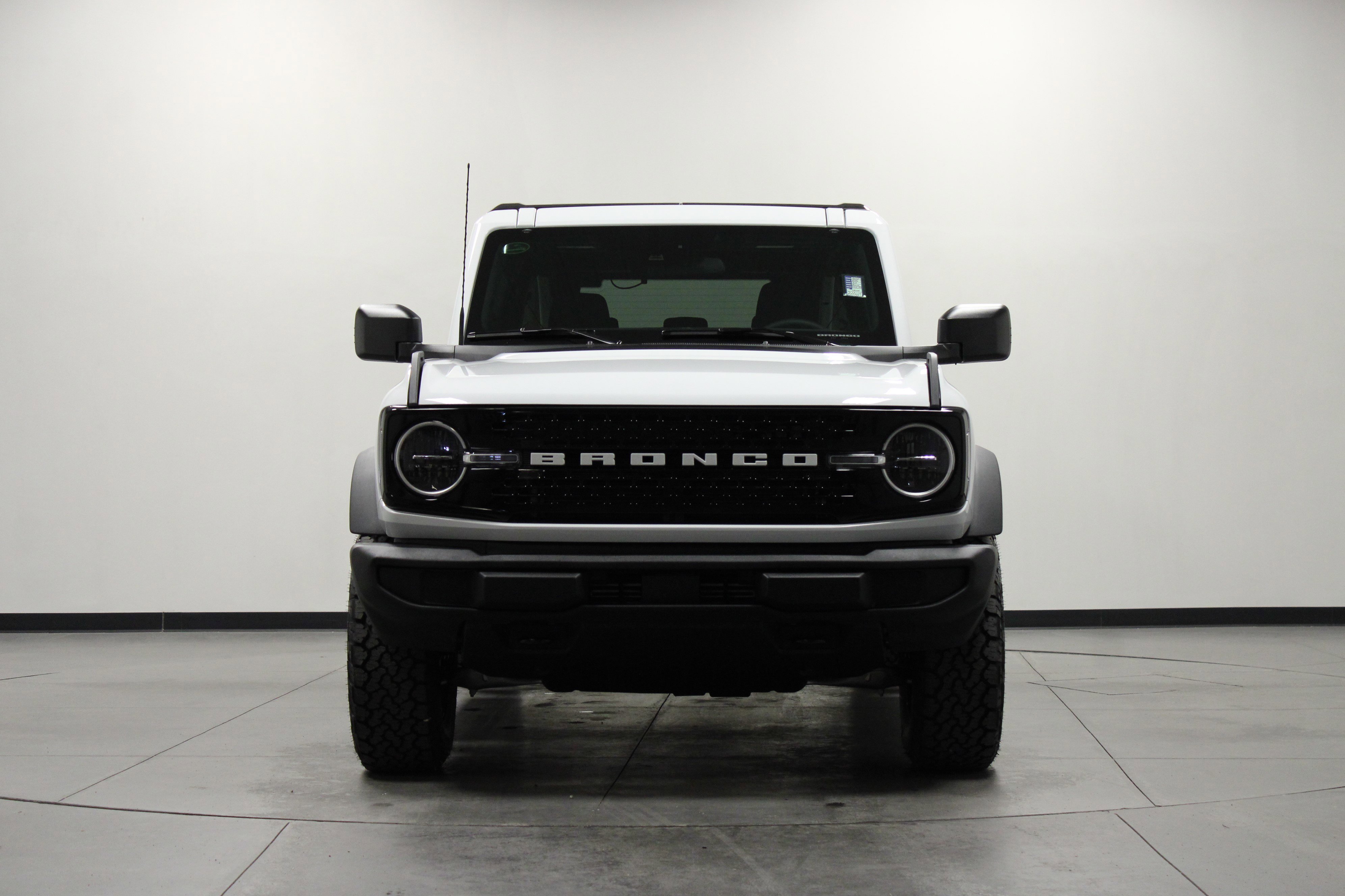 New 2026 Oxford White Ford Big Bend image 9