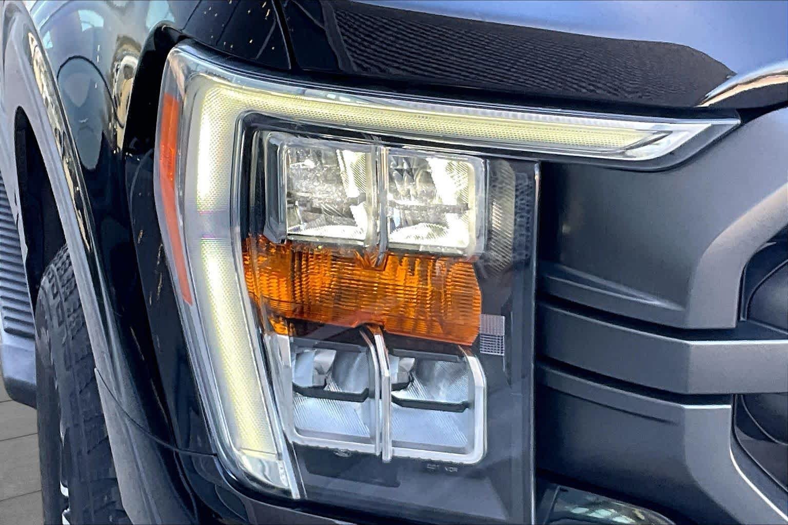 Used 2023 Agate Black Metallic Ford XLT image 48