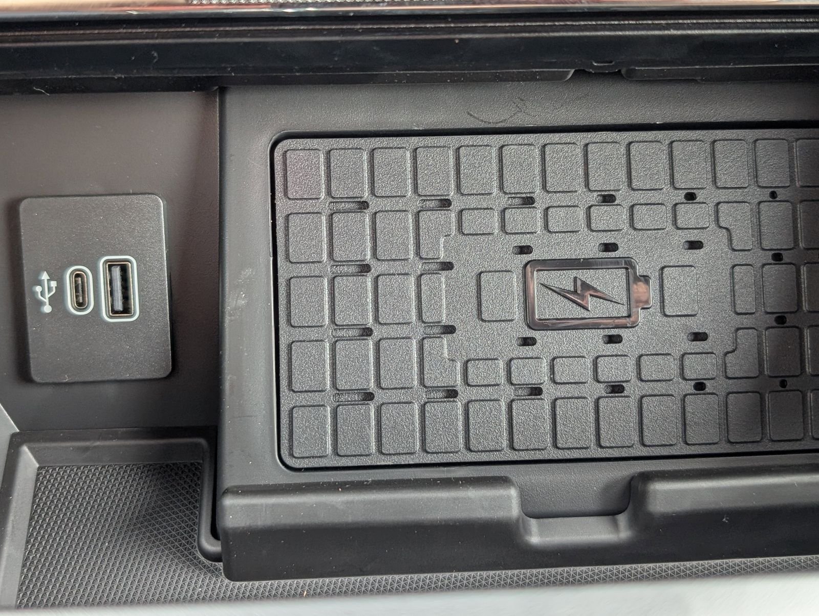 New 2026 Agate Black Metallic Ford King Ranch image 22