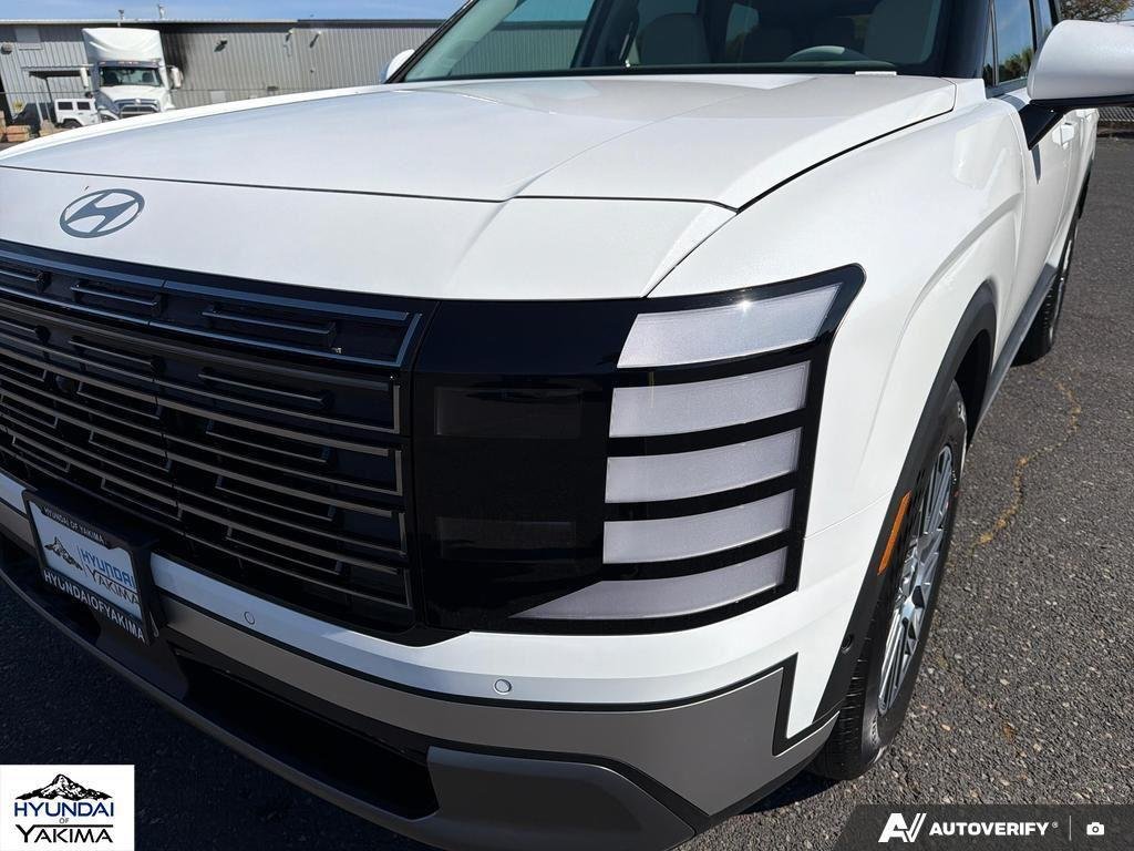 New 2026 Creamy White Pearl Hyundai SEL Premium AWD image 8