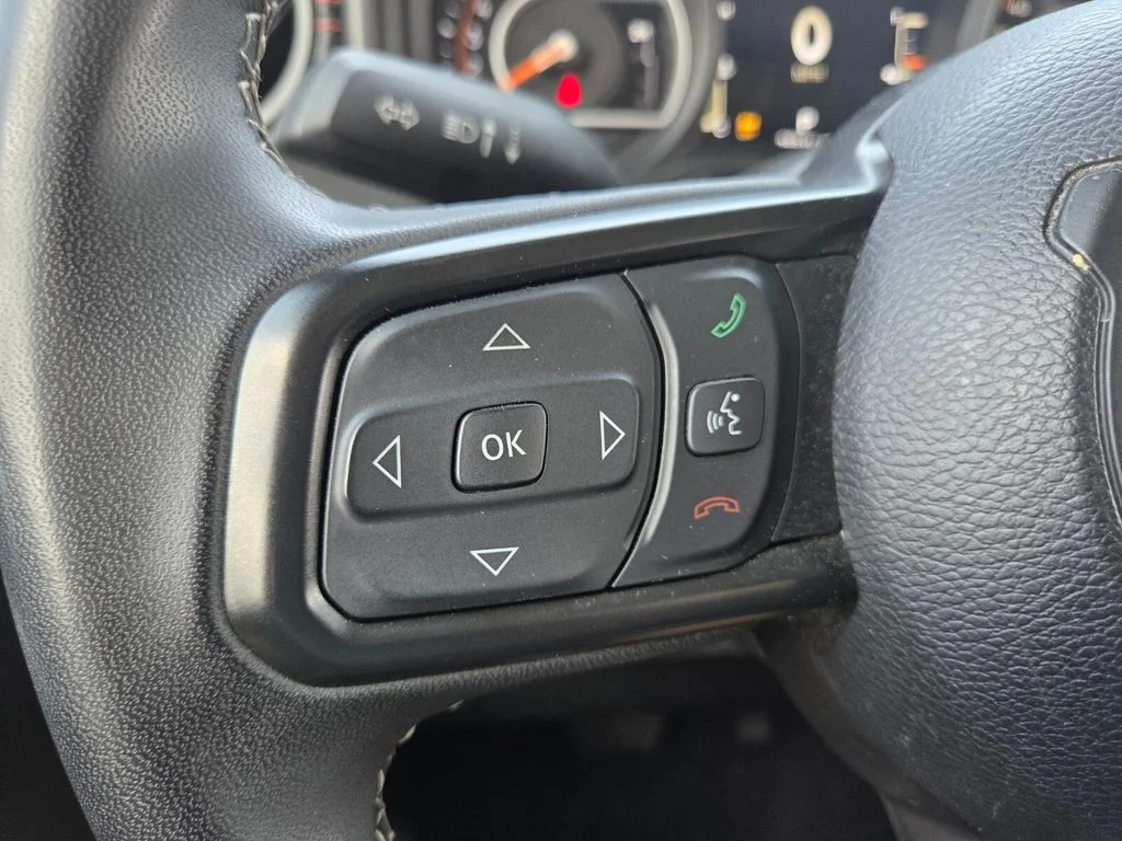 Used 2025 Black Jeep Rubicon image 13