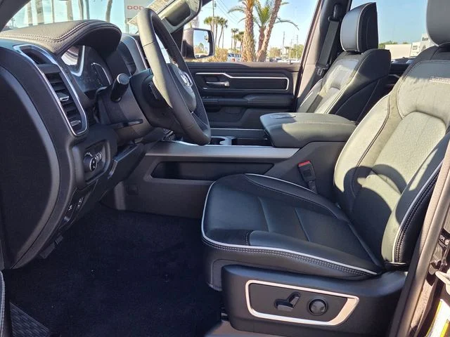 New 2026 Diamond Black Crystal Pearl-Coat Exterior Paint RAM Laramie image 11