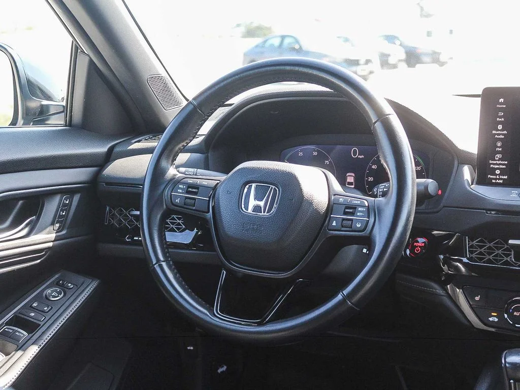 Certified Used 2023 Platinum White Pearl Honda Sport-L image 17