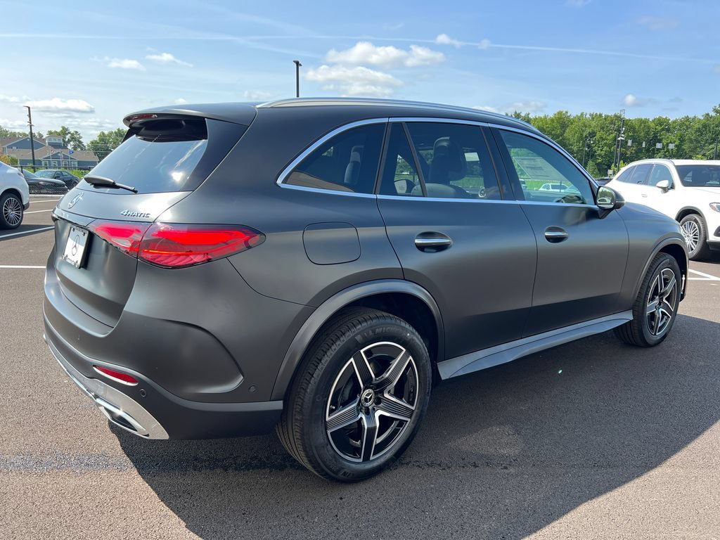 New 2026 MANUFAKTUR exclusive graphite grey magno Mercedes-Benz GLC 300 image 43
