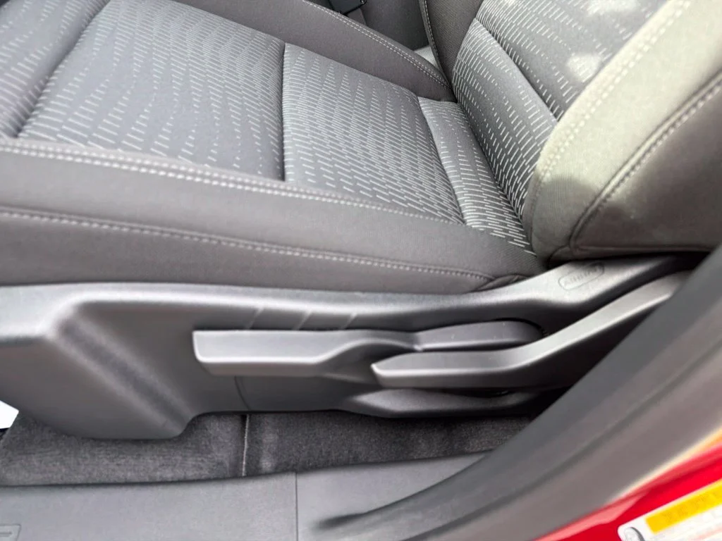 2027 Chevrolet Equinox LT - Photo 22