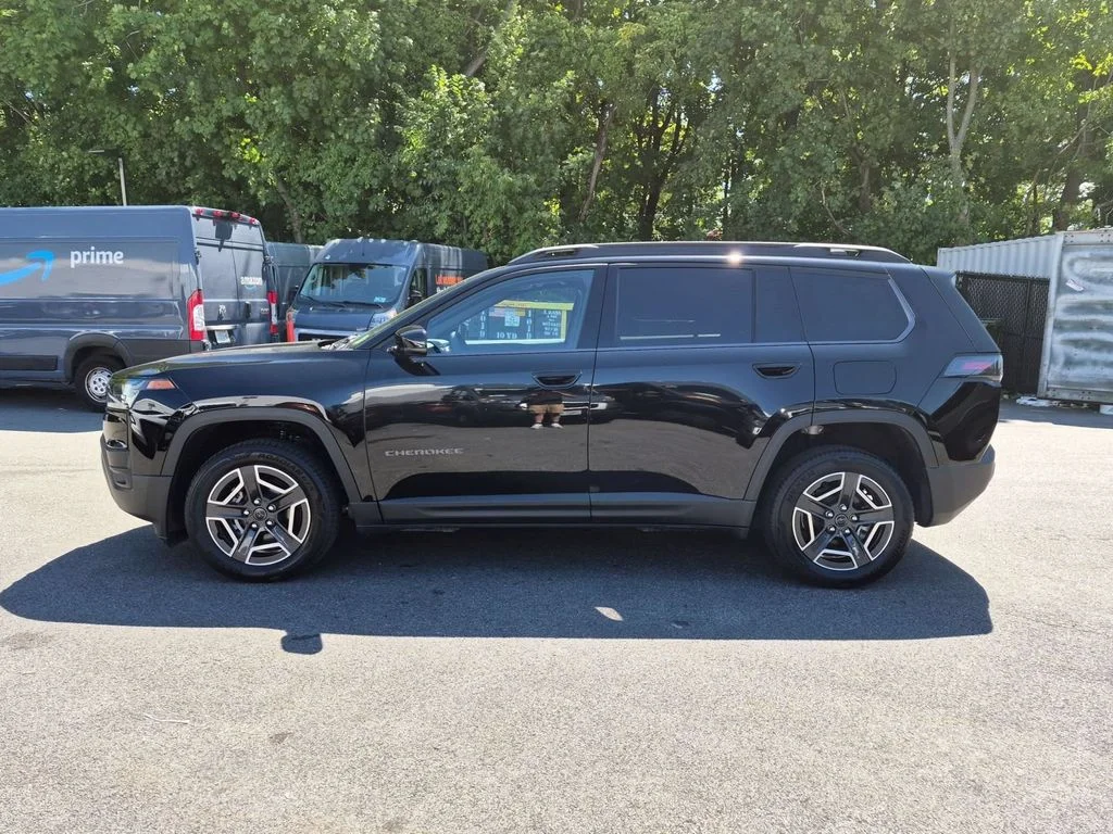 Used 2026 Black Jeep Limited image 6