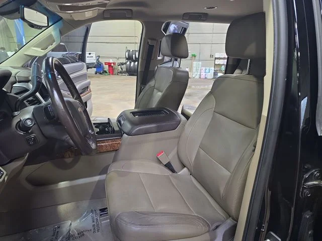 Used 2020 Black Chevrolet Premier image 17