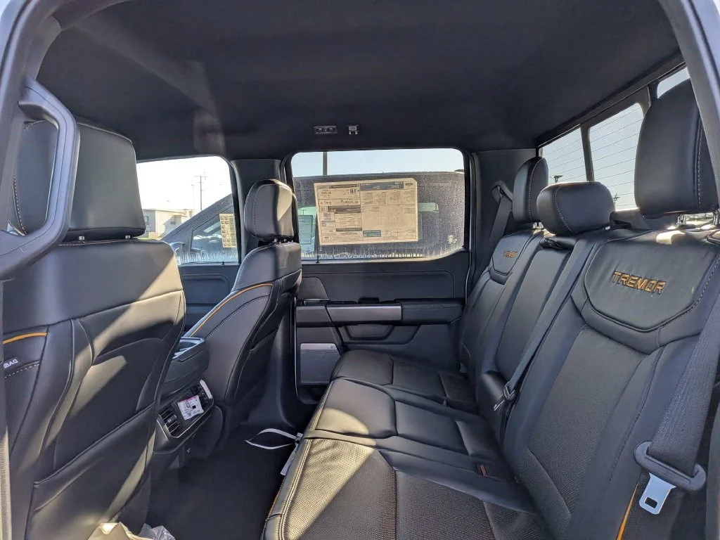 New 2026 Oxford White Ford Tremor® image 10