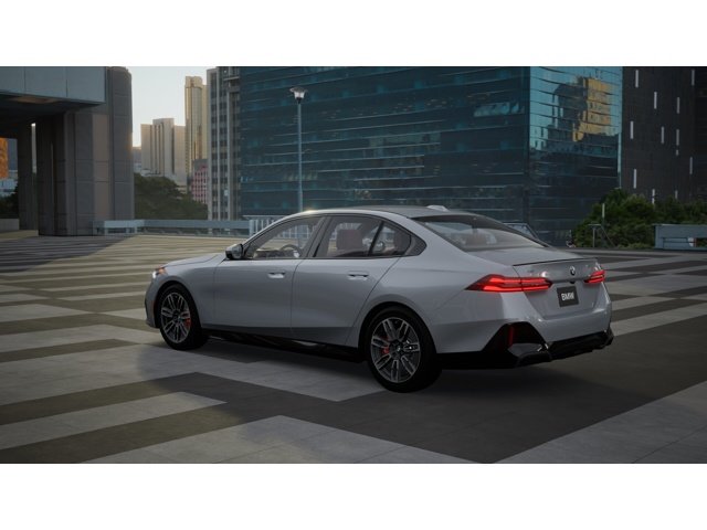 New 2027 Brooklyn Grey Metallic BMW 530i xDrive image 2