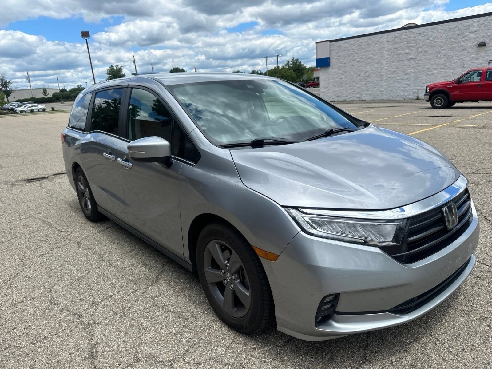 Used 2021 Lunar Silver Metallic Honda EX image 14
